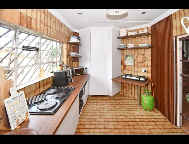 3 BEDROOM HOUSE FOR SALE IN BRAMLEY VIEW